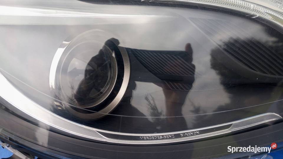 Reflektor Przód strona prawa MercedesBenz B W246 Nowy Tomyśl