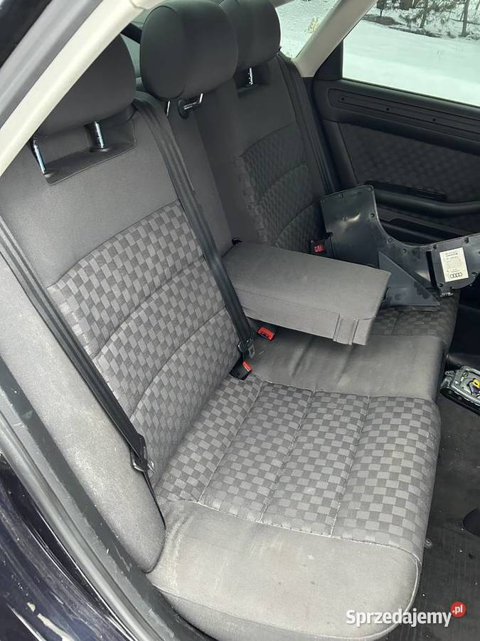 Fotele kanapa i boczki do sedana Audi A6C5 Warszawa