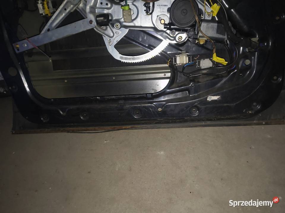 drzwi lewy przód BMW E34 oryginał osobowe lubuskie Drezdenko sprzedam