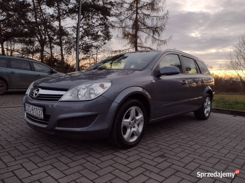 Opel Astra H 18 sprzedam zamiana na motocykl Astra Lubań sprzedam