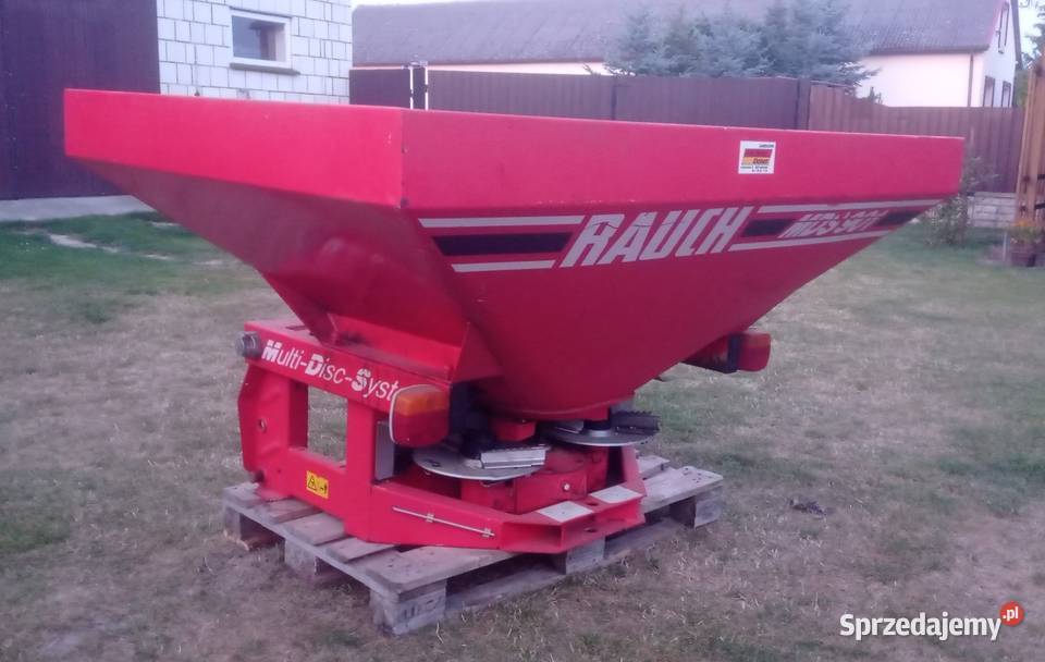 Kuhn Rauch 901 z nadstawkami siatka Rzeczniów