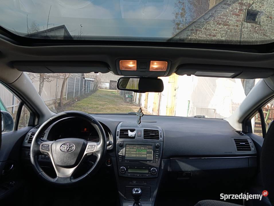 Toyota avensis Hajnówka