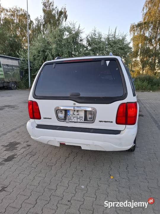 Limuzyna Lincoln Navigator Mierzyn