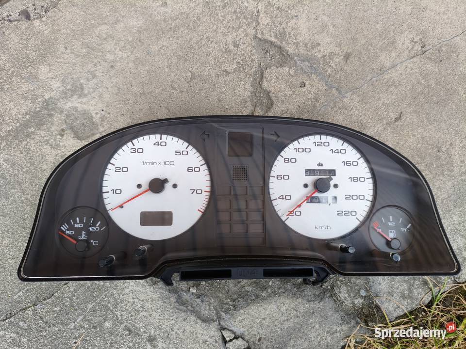 Licznik z obrotomierzem Audi 80 b4 20 abt Liczniki i zegary