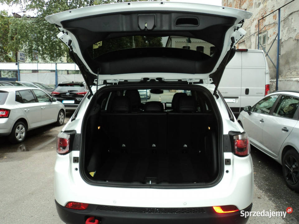 Jeep Compass sprzedam ładnego JEEPACOMPASSA Z światła do jazdy dziennej Compass lubelskie Lublin