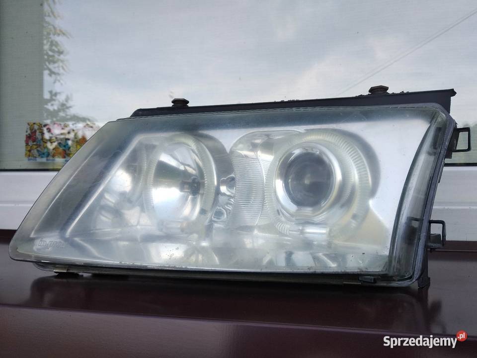 VW Passat B5 lampa przednia lewa reflektor przód Sieradz