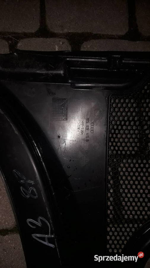 Podszybie Audi A3 8P1 819 415 B Sieroszowice sprzedam