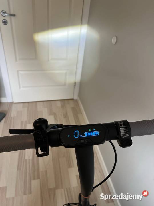 Hulajnoga elektryczna Segway Ninebot ES2