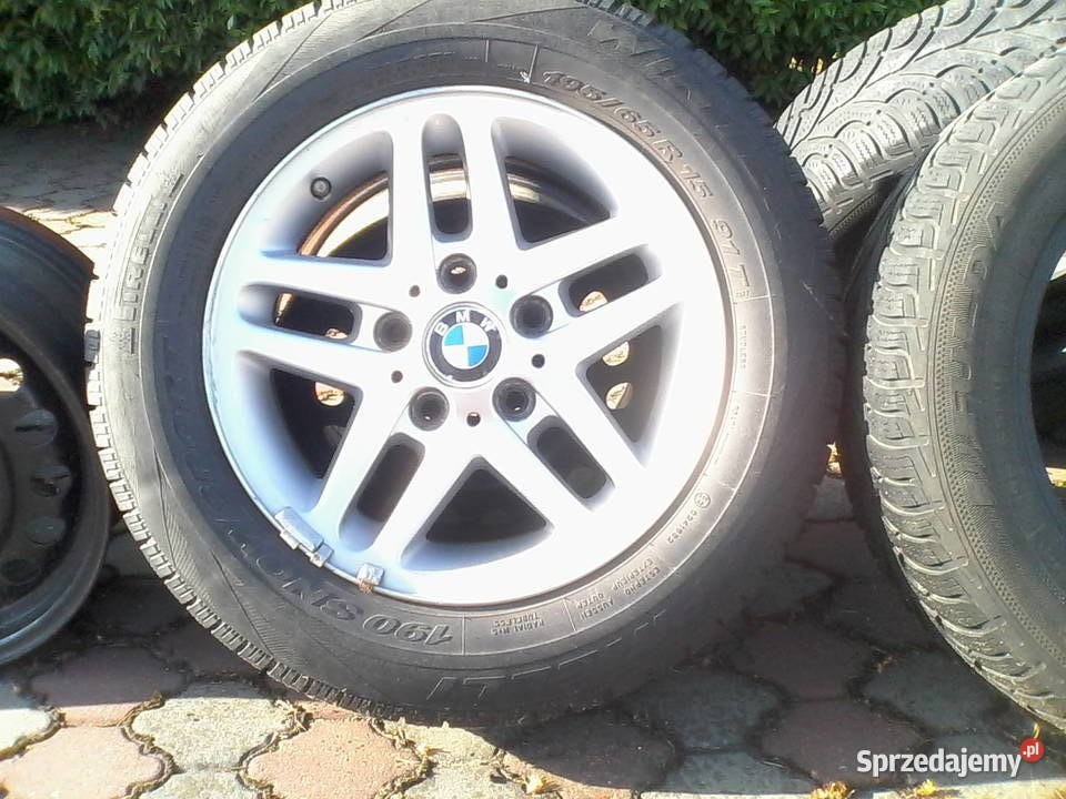 sprzedam kola zimowe z kolpakami Kielce