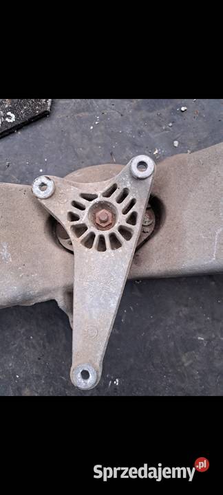 Rogi lapa skrzyni audi a4 b6 b7 8e0399115p osobowe Belki zawieszenia Wrocław