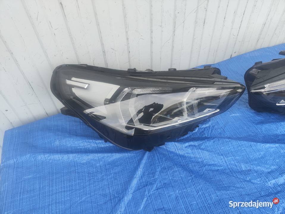 BMW X1 U11 FULL LED LAMPA PRZÓD Wałcz