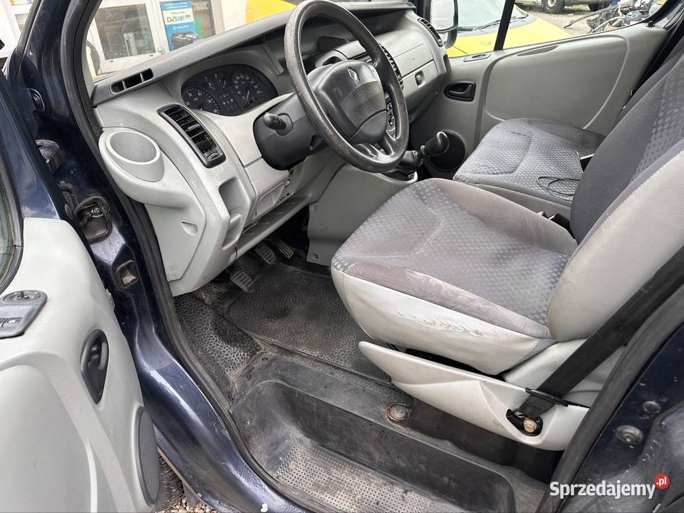Renault Trafic 19 dci długi L2H1 klima hak 9 CD Zbąszyń