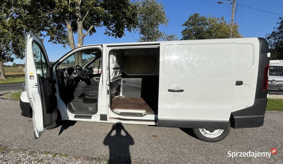 Renault Trafić Long 2016r Klima MP3 Poddębice