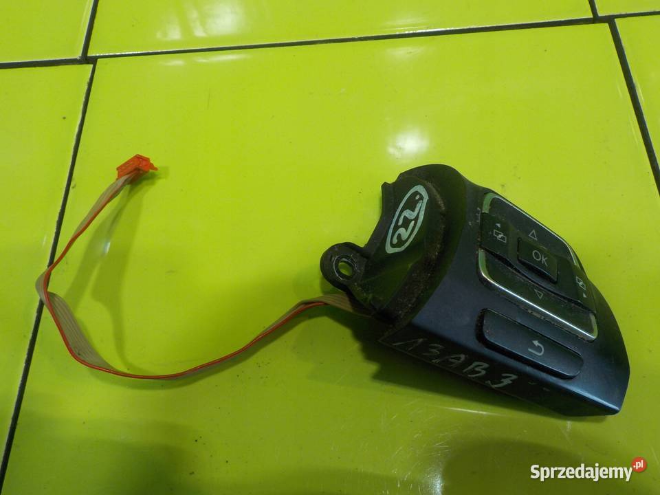 VW TOURAN LIFT II 16 TDI 11r przelacznik