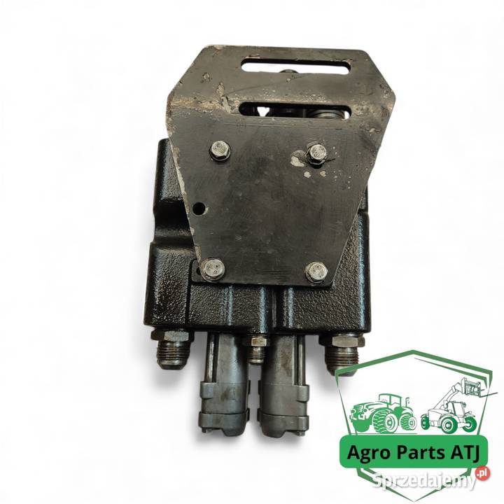 Rozdzielacz do ładowaczy czołowych DLM1422 Ciechanowiec