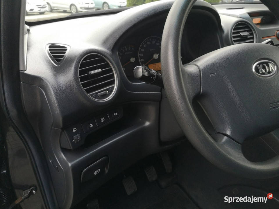Kia Carens 20 16v 144 Klimatyzacja Alu Felgi lakier metallic Strzegom