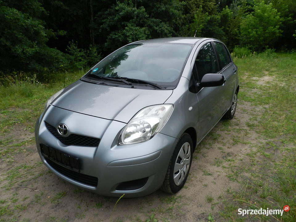 Toyota Yaris II LIFT 133 VVTi DUAL 101 6biegów benzyna Puszczykowo