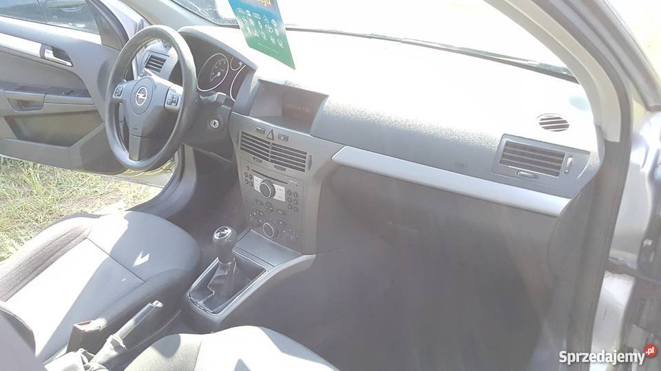 Astra H 2004 16 16v benzyna 221000km Straszęcin