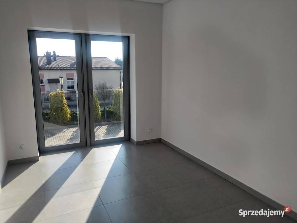 Lokal na szkołę korepetytorską językową 137m2 z Kielce