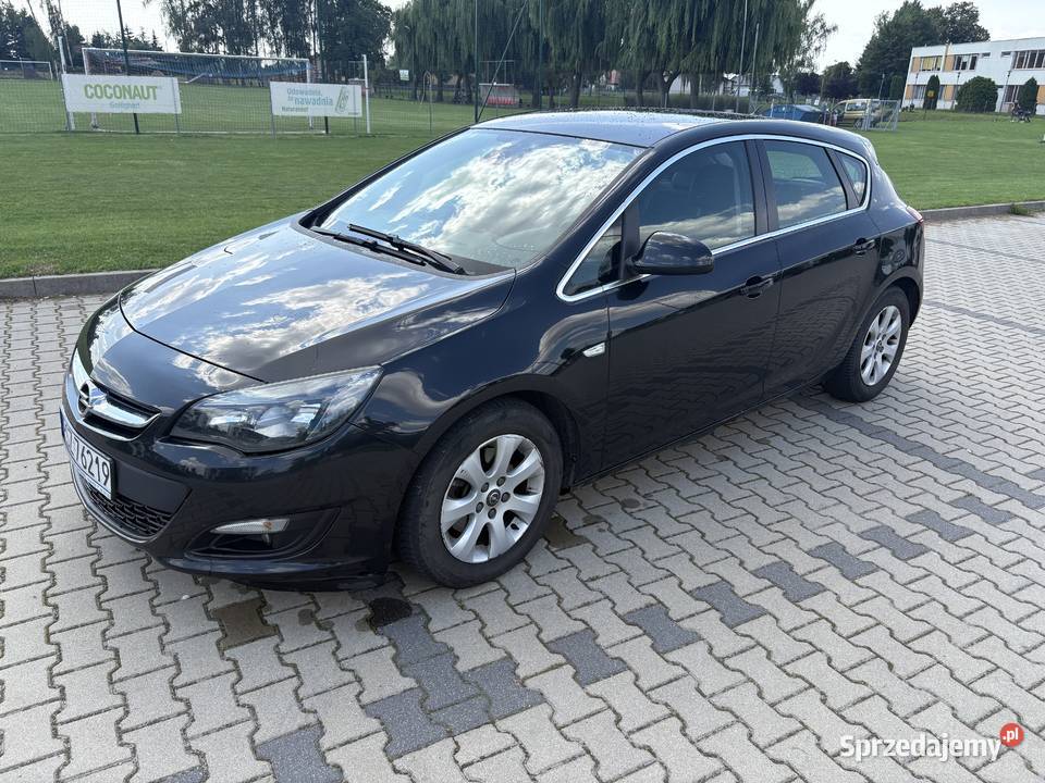 Opel Astra J 2014 hatchback Diesel 17 CDTINAVI elektrycznie ustawiane fotele Kiączyn