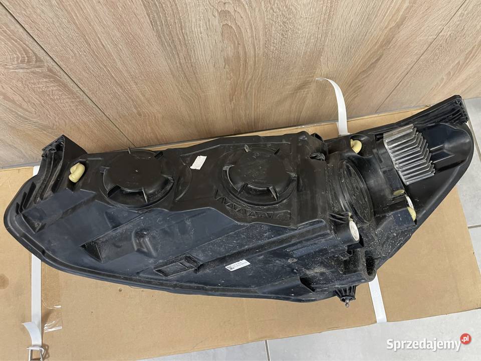 Mazda 6 gh halogen przód Kozubszczyzna - Sprzedajemy.pl