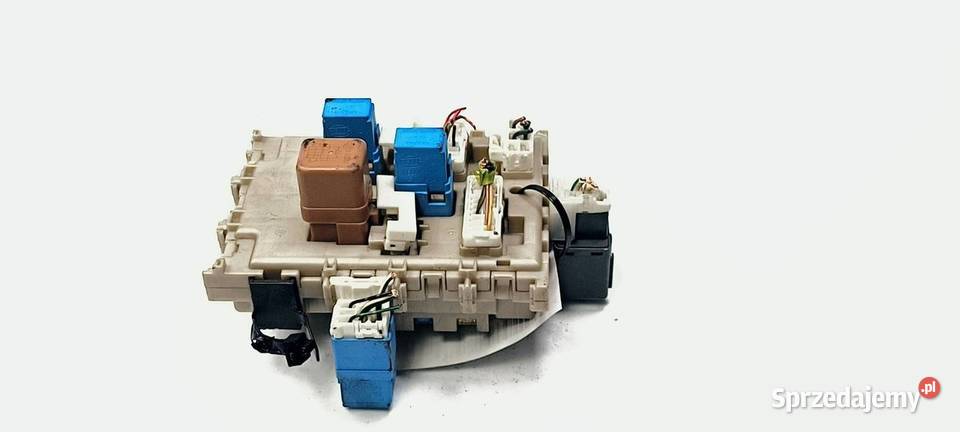 SKRZYNKA BEZPIECZNIKÓW NISSAN ALMERA 243505M300 Lipno