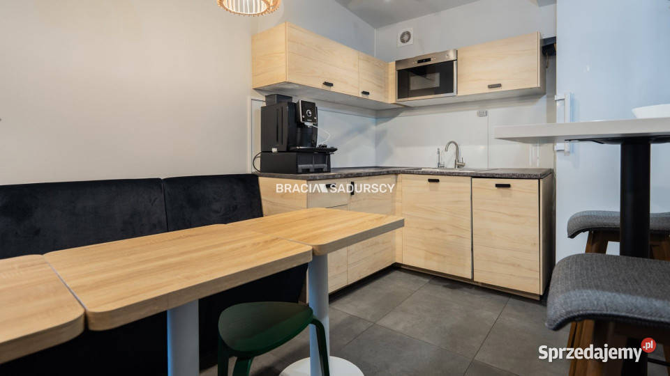 sprzedaży kamienicy Kraków Piastowska 400m2 mieszkalny