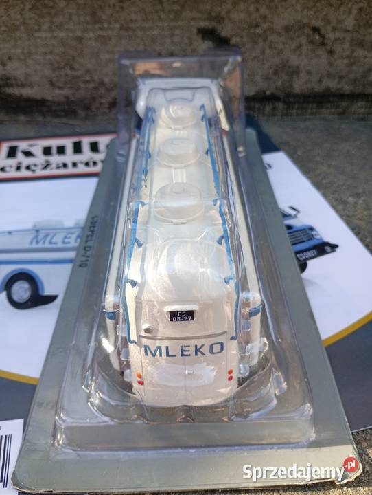 CSEPEL D710 Mlekowóz model deagostini 143 Warszawa