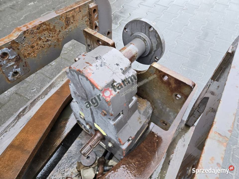 TUZ przedni podnośnik WOM Renault Ares 735 Rolnictwo dolnośląskie