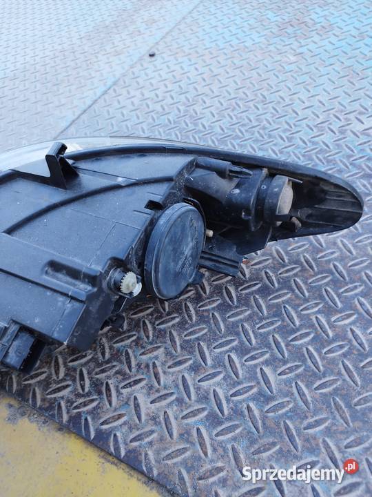 lampa przednia 2016 Renault Fluence 2016 lift Korfantów