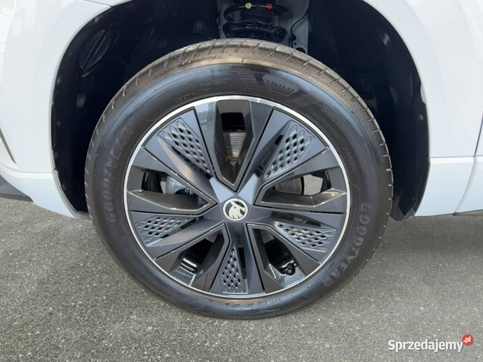 koda Karoq VAT 23 Sportline 20TDI 150 DSG 4x4 aluminiowe felgi Myślenice sprzedam