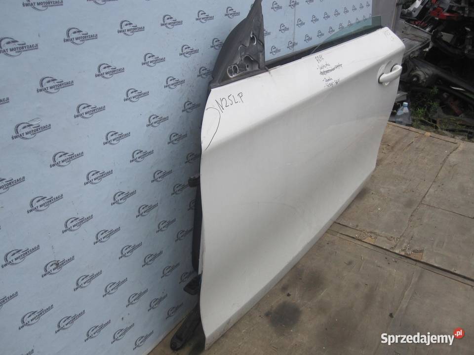 BMW E82 10r drzwi lewe przód