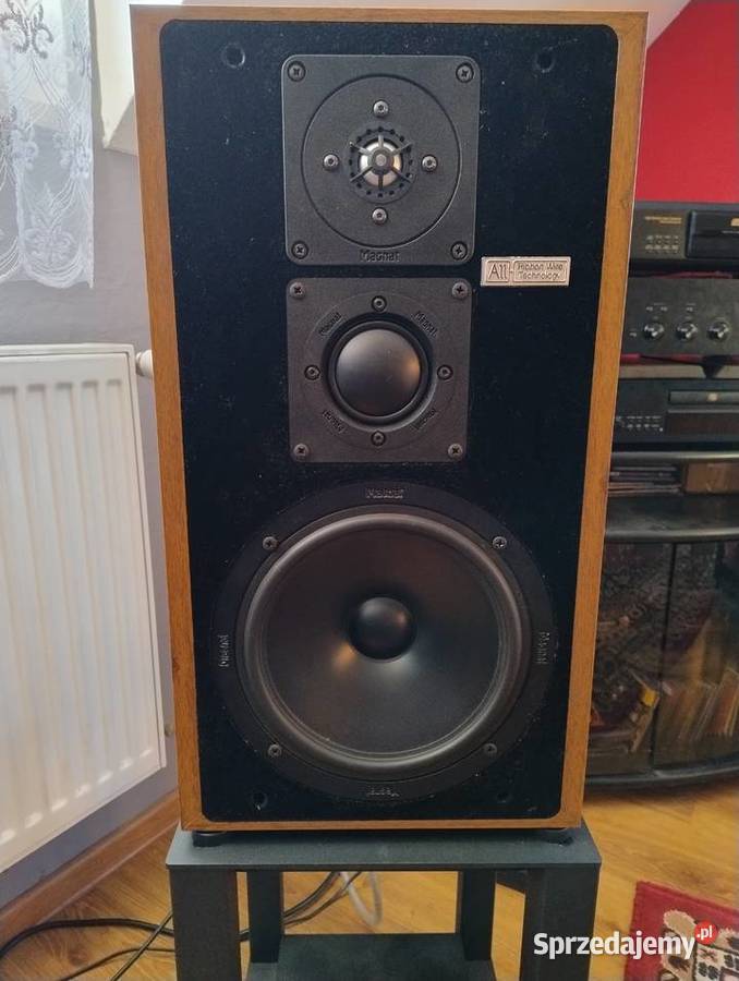 Kolumny Magnat all ribbon 4 Trzebuska