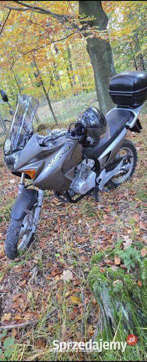 Honda Varadero XL 125 2004r Chybie