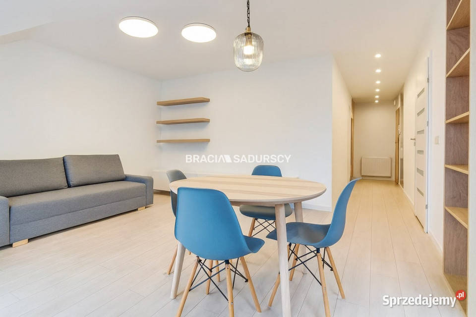 Sprzedam dom wolnostojący Zabawa Zabawa 280m2 Rok budowy 2022 Sprzedaż