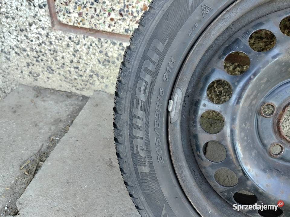 Koła stalowe z oponami całorocznymi Imsignia Przemyśl