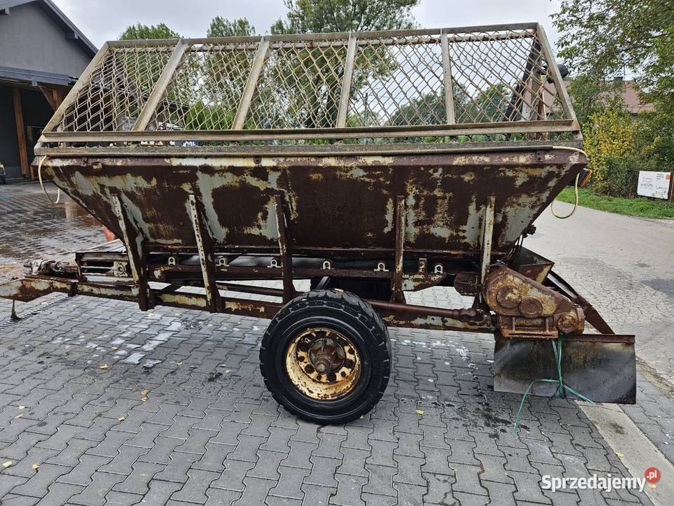 Rozsiewacz wapna soli nawozów rcw 3