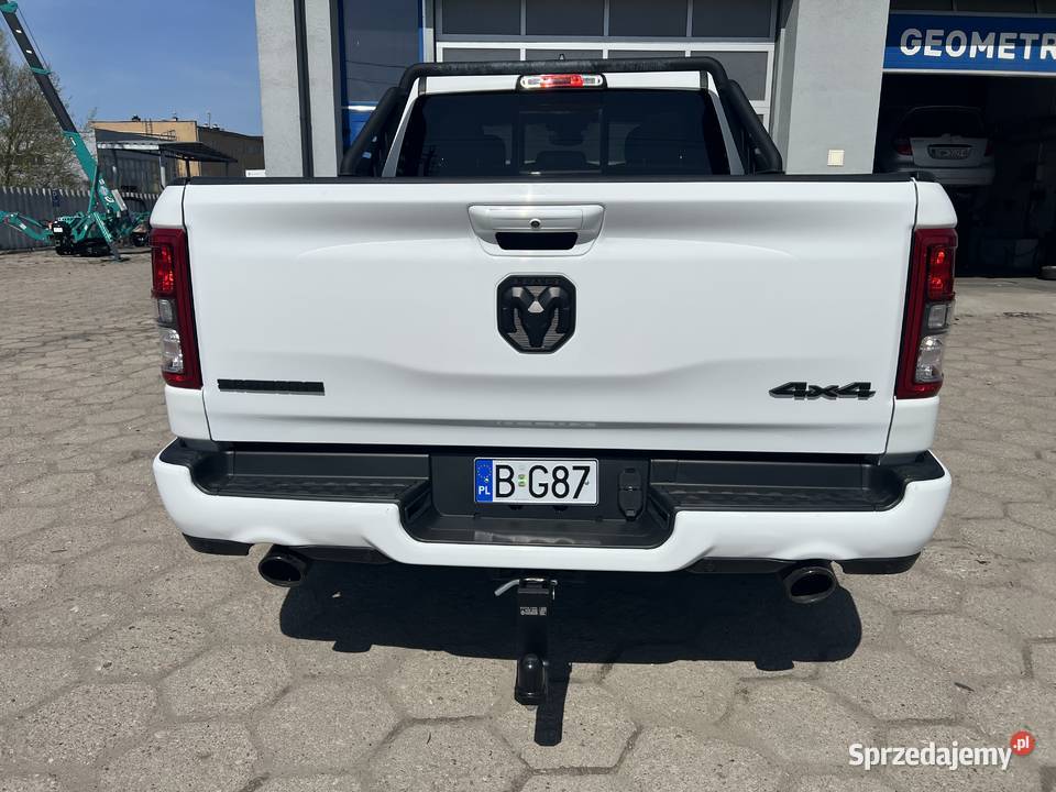 RAM 1500 57 HEMI 4X4 MAŁY PRZEBIEG LPG MP3 Łapy