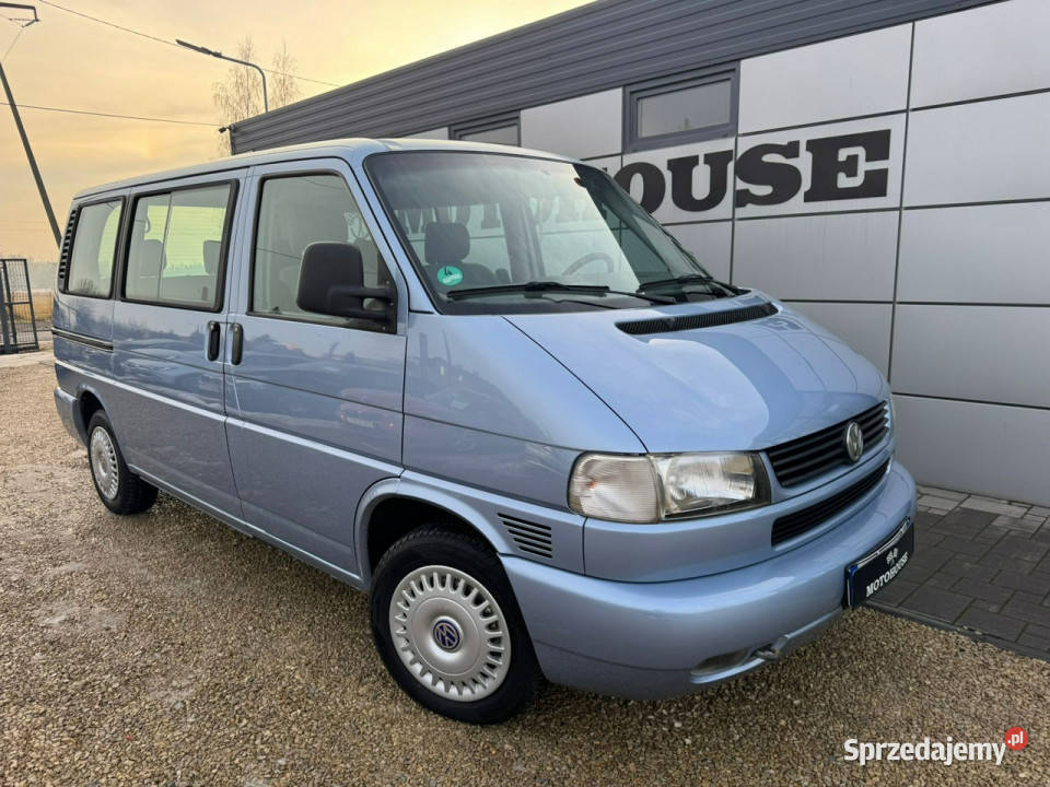 Volkswagen Caravelle T4 Caravelle 25 benzyna 311000km śląskie Chełm Śląski sprzedam