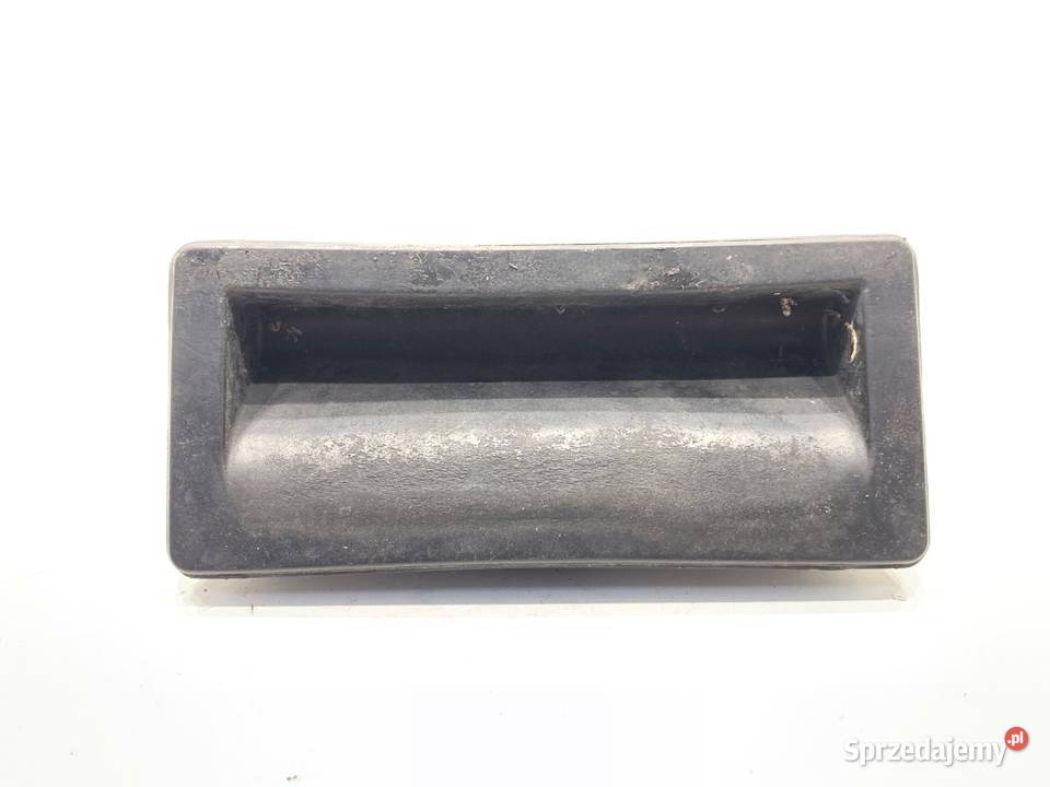 KLAMKA KLAPY TYŁ SEAT ALHAMBRA II 5N0827566 Klapy bagażnika sprzedam