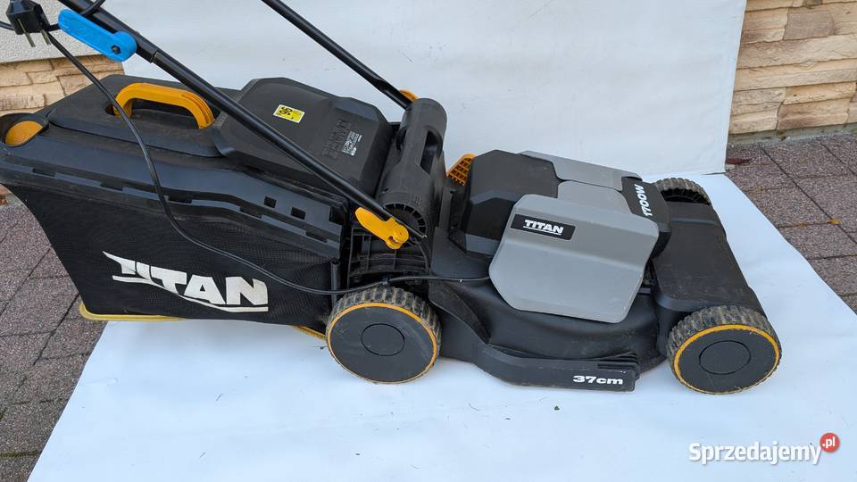 Kosiarka elektryczna Titan TTB833LWM 1700W Dom i Ogród małopolskie