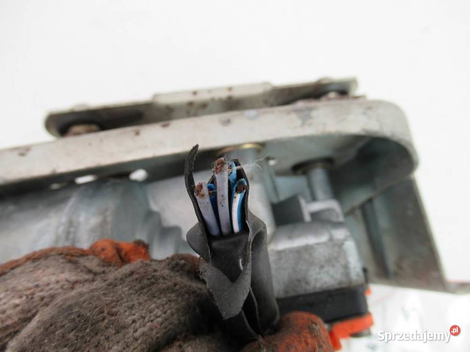 SILNICZEK WYCIERACZEK 430000022 NAPĘD TYLNY sprzedam