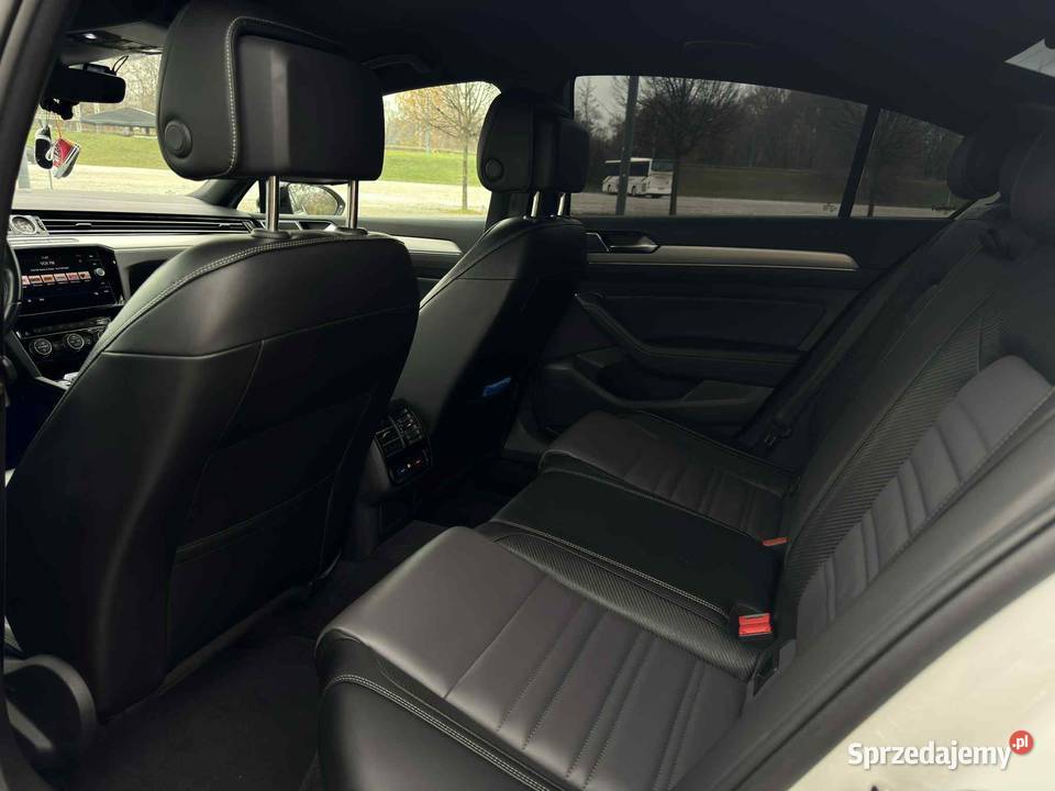 Volkswagen Passat 20182019 Rline 18TSI 180 Warszawa