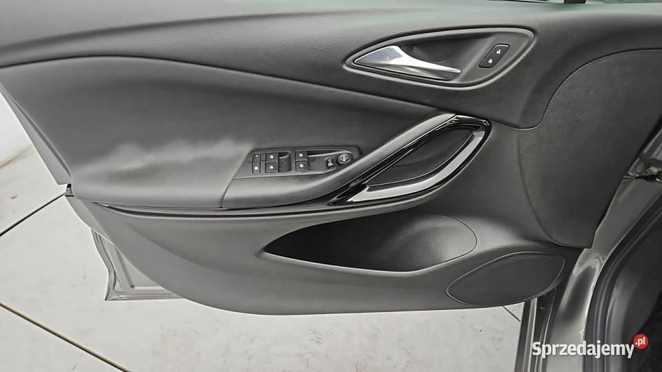 Opel Astra 15 CDTI Elegance SS Z Polskiego nieuszkodzony Astra Warszawa sprzedam