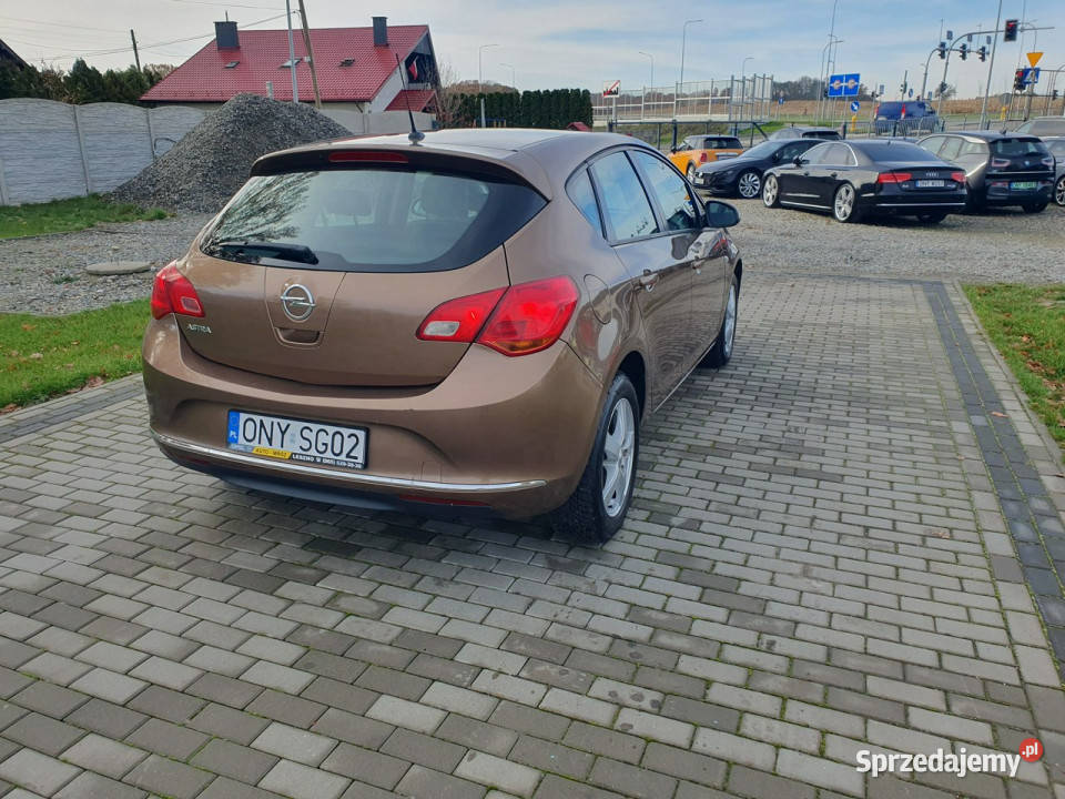 Opel Astra 16 115 Benzyna LPG Salon Polska Raty klimatyzacja Strobice sprzedam