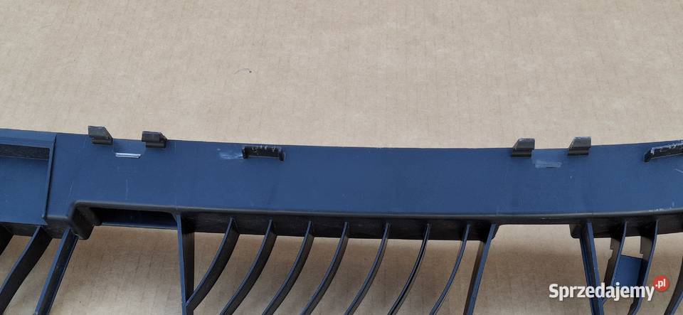 SKODA KAROQ ŚLIZG ZDERZAKA TYŁ ŚRODKOWY lubuskie Bieleń