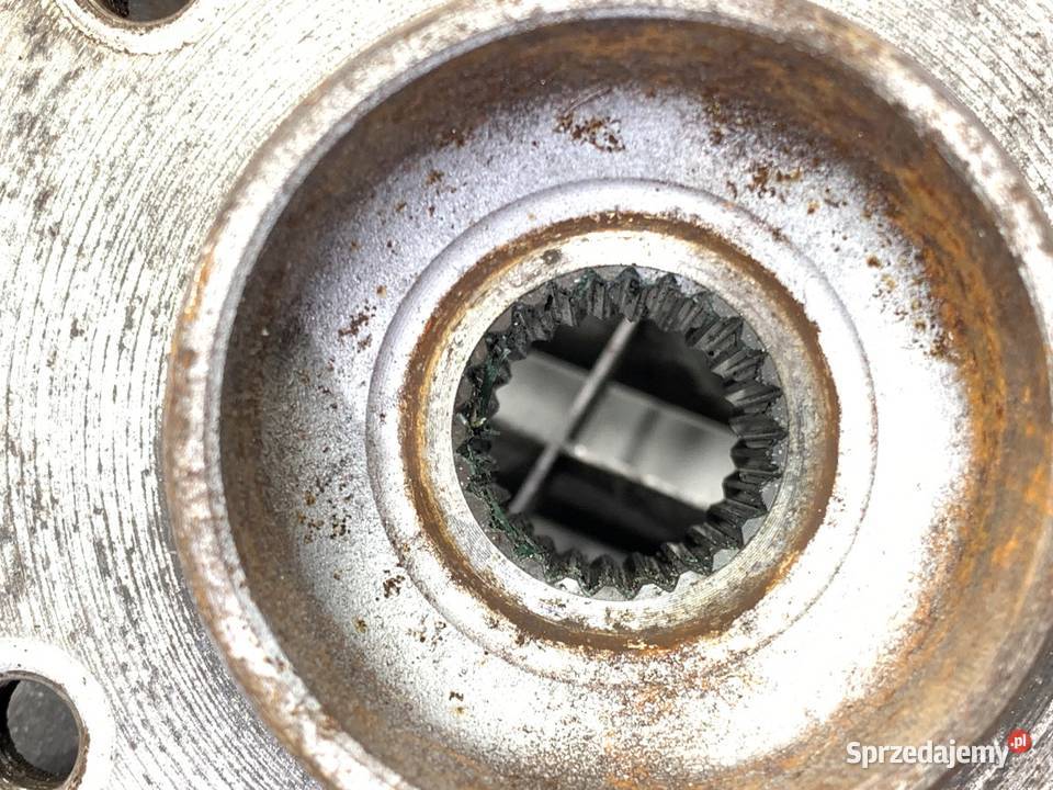 ZWROTNICA PRAWY PRZÓD RENAULT MEGANE IV 13 140 Zwrotnice Motoryzacja