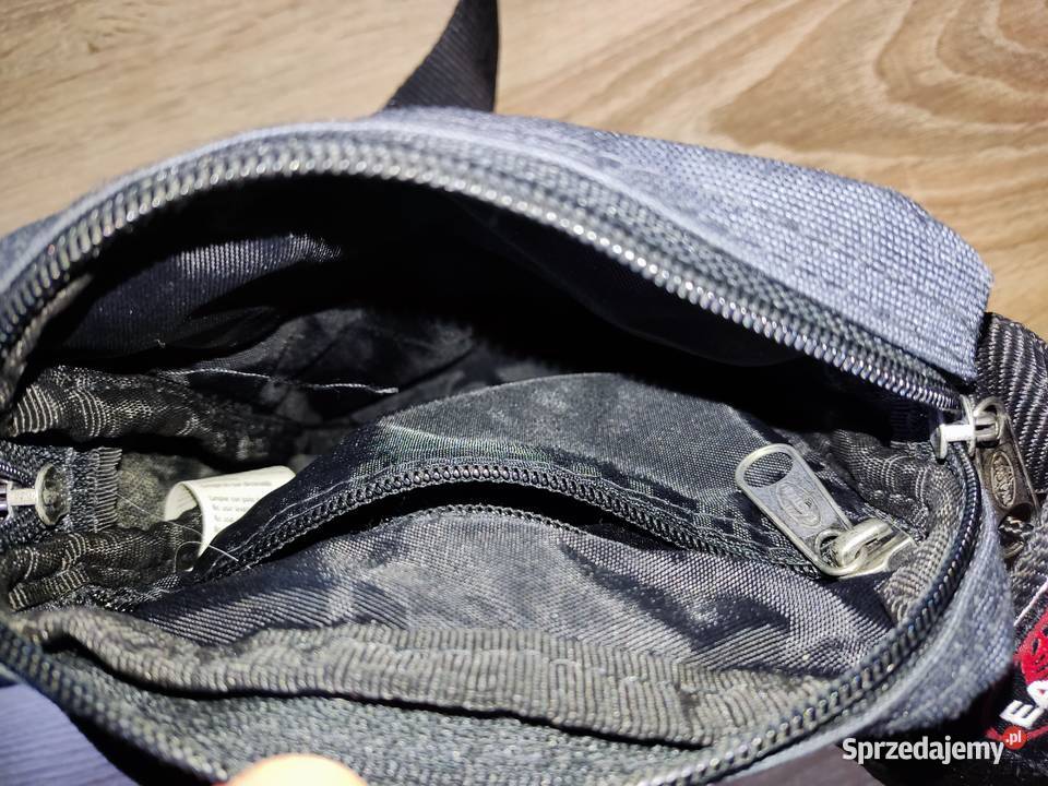 Torebka saszetka na ramię sportowa Eastpak Na ramię sprzedam
