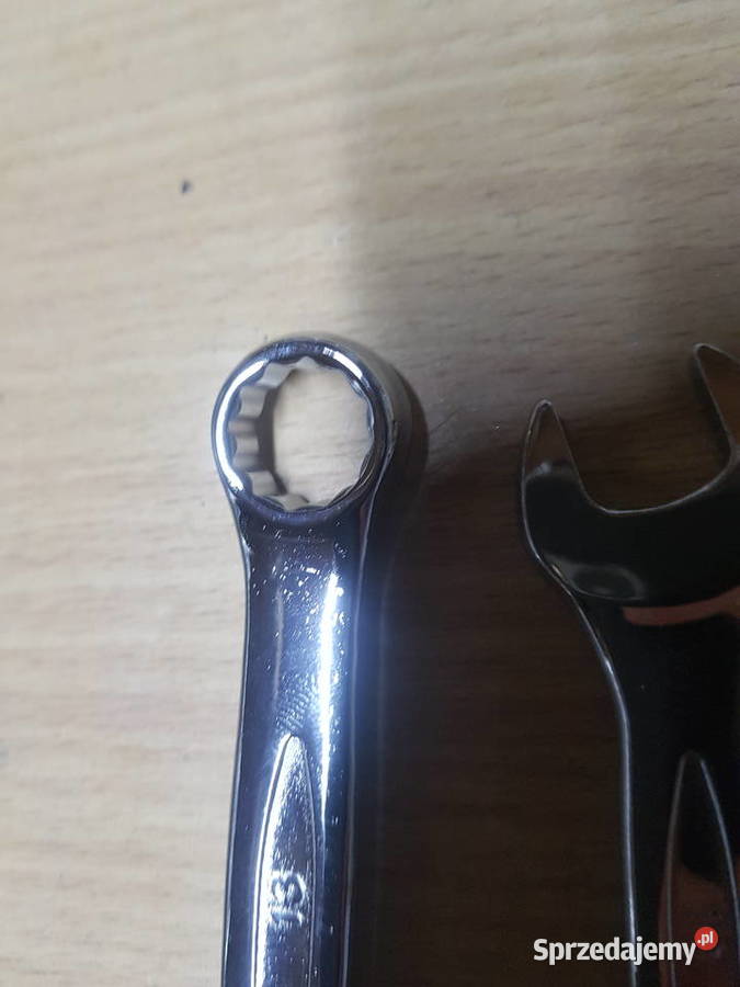 Klucz płasko oczkowy 13mm stal chromowowanadowa Głogowa