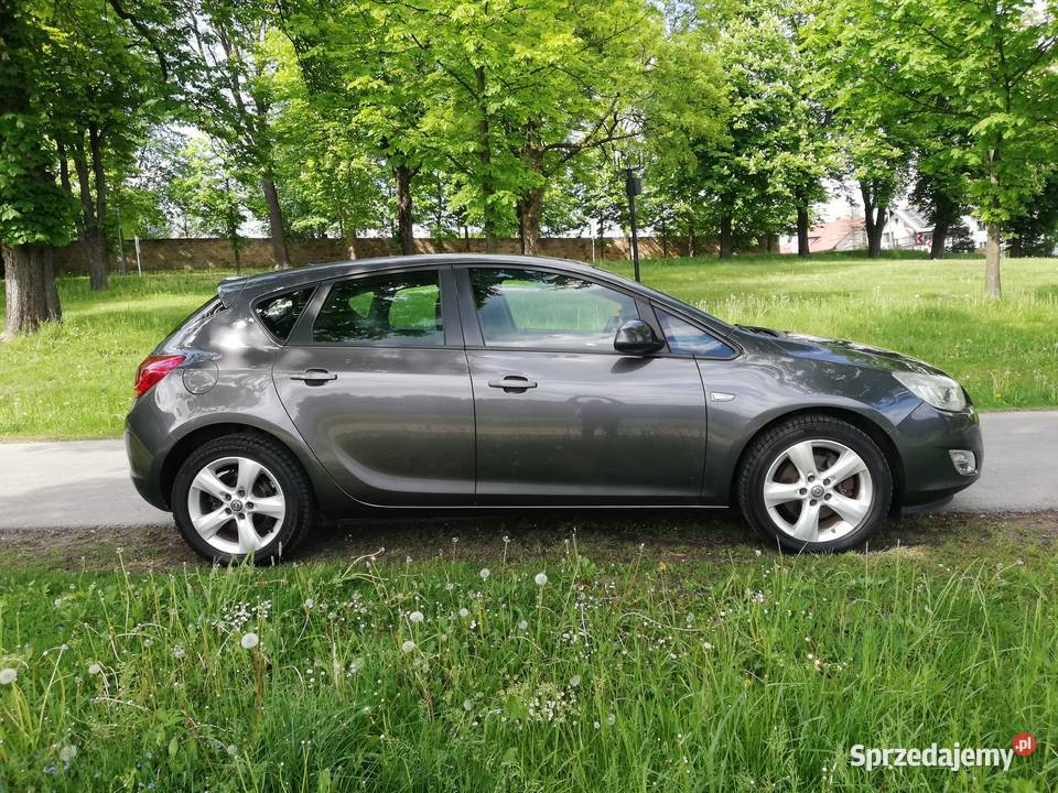 Opel Astra J 17 ECO TECH 110 Kalwaria Zebrzydowska